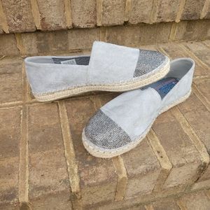 Bob's slip on shoes